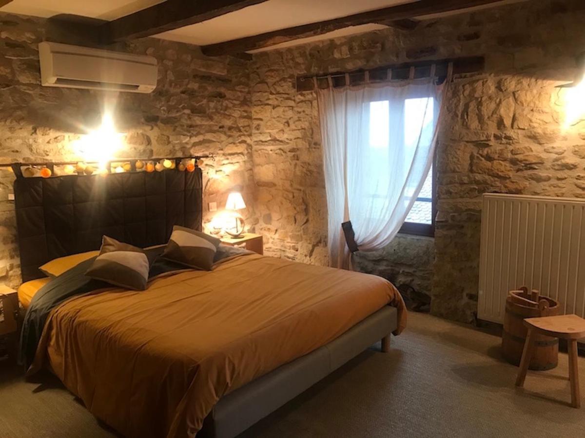 Auberge Du Lac Mandailles  Buitenkant foto